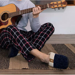 NWT Original Boucle Memory Foam Slippers